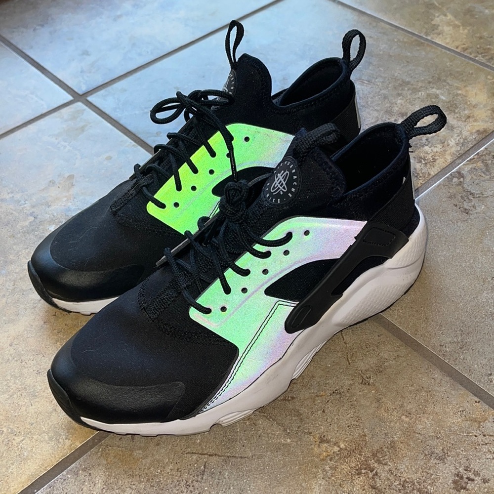 Black and reflective Nike air huarache